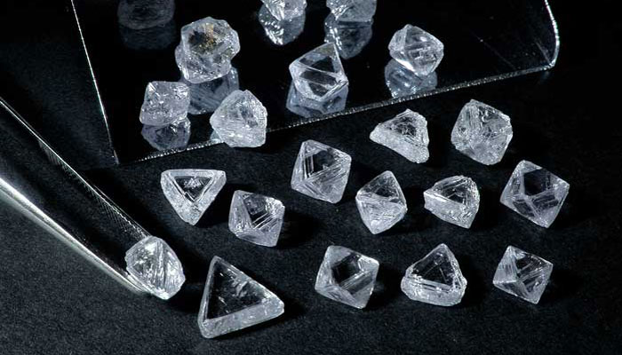 De Beers в первом цикле продала алмазов на 720 млн