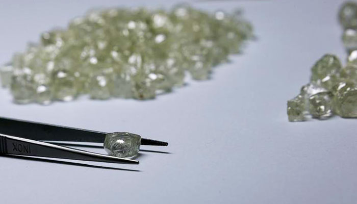 Оборот алмазов и бриллиантов в Индии растет