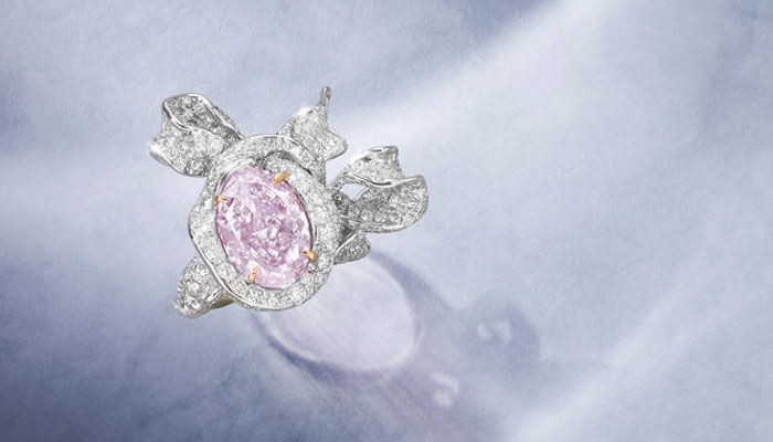 кольцо Синди Чао с розово-фиолетовым бриллиантом