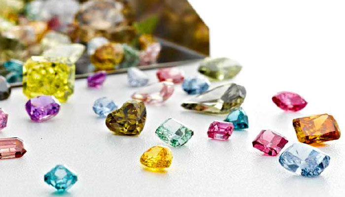 Индекс цен на цветные бриллианты немного вырос в 3 квартале