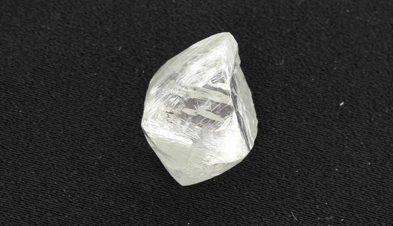 АЛРОСА на аукционе в Израиле продала алмазов на $13,7 млн