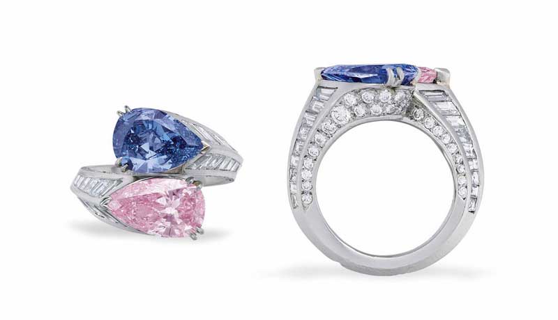 кольцо Cartier с синим и розовым бриллиантами