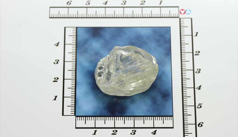 АЛРОСА проведет аукцион по продаже крупных алмазов в Дубае