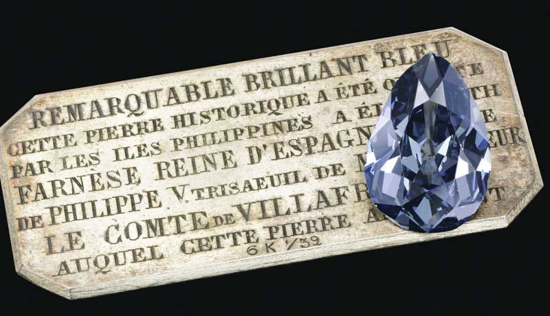 Королевский синий бриллиант продан за 6,7 млн