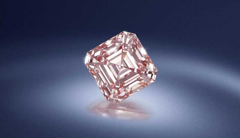 5 каратный розовый бриллиант 