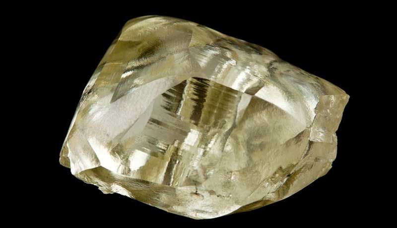 В Firestone добыли 326 каратный алмаз