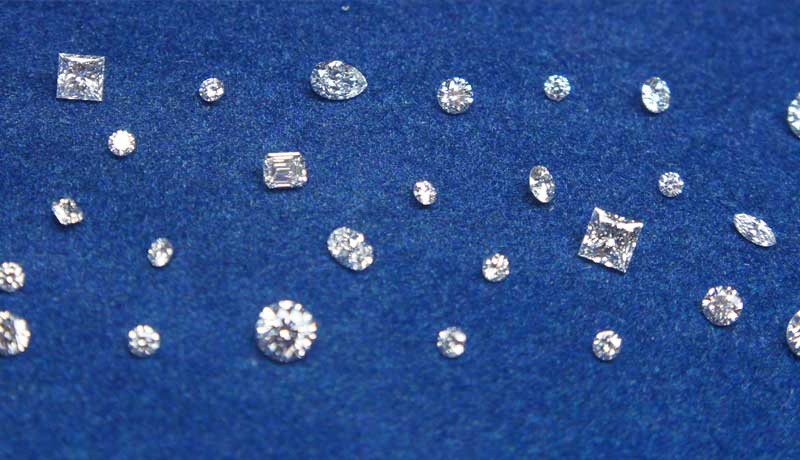 Продажи украшений с бриллиантами выросли на 4%