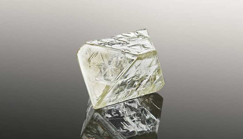 АЛРОСА в Гонконге продала алмазов на $10,3 млн