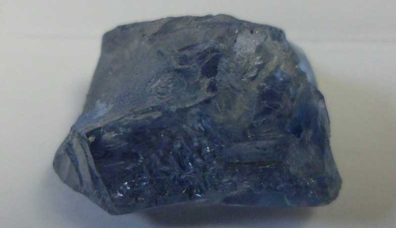 20 каратный голубой алмаз