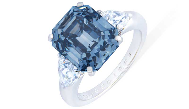 Кольцо с темно-синим бриллиантом
