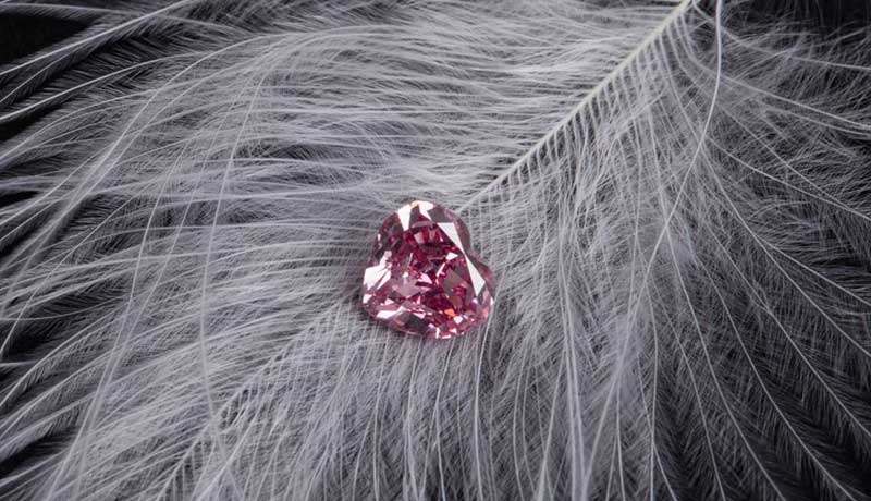 АЛРОСА в феврале продала алмазов на 342 млн.