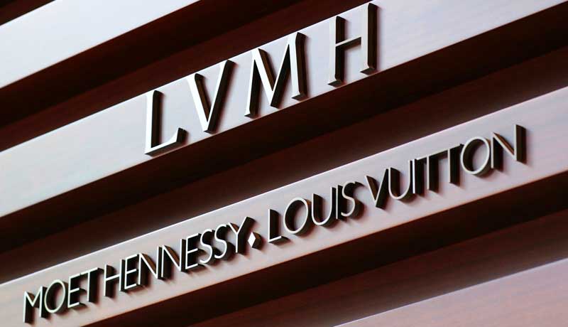 Продажи LVMH упали на 15% в первом квартале