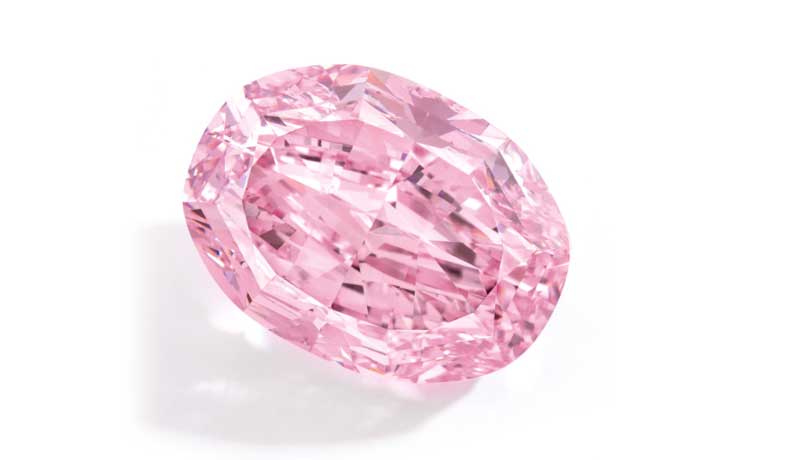 Розовый бриллиант установил рекорд аукциона Sotheby’s