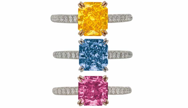 Трио цветных бриллиантов принесло 8 млн на аукционе