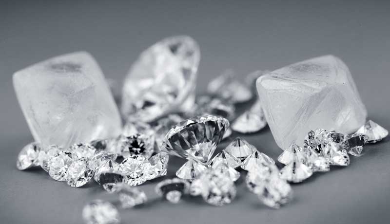 Экспорт бриллиантов из Индии вырос в июле