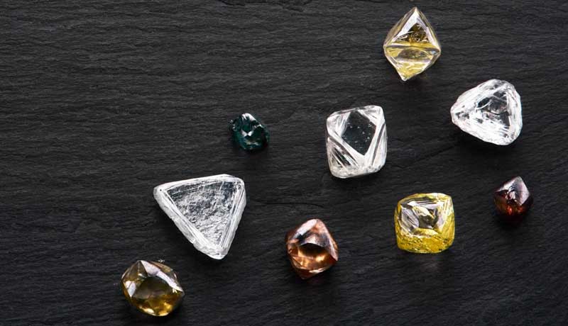 АЛРОСА в октябре продала алмазов на $293 млн