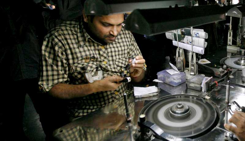 Экспорт бриллиантов из Индии растет в преддверии Дивали